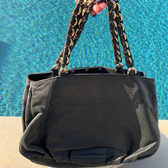 Authentic FENDI Black Leather Mia Hand Bag Purse - Picture 2 of 9